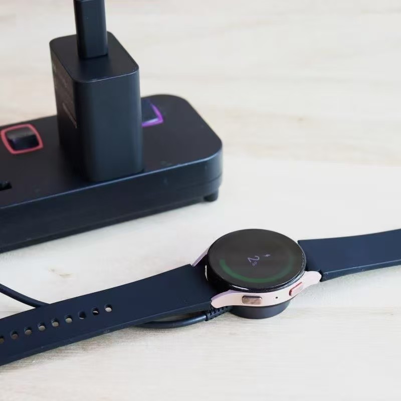 Watch Charging Dock - USB C マグネット式ワイヤレスポータブル充電ドックスタンド Samsung Galaxy Watch