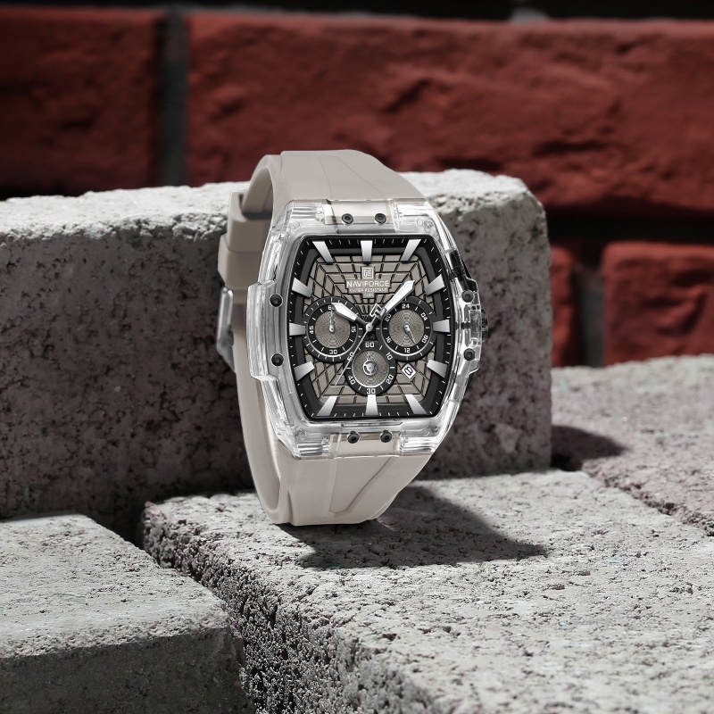 NAVIFORCE メンズスポーツ腕時計 5ATM 防水クロ - Chronograph Sport Watch のレビューと価格